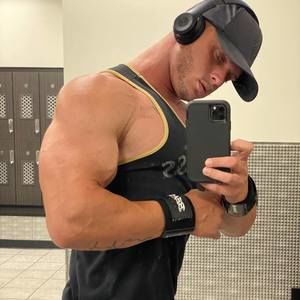 Meet your Posher, Tyler